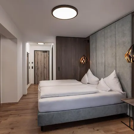 Kohlmais - Direkt An Der Kohlmaisbahn Hotel 4*