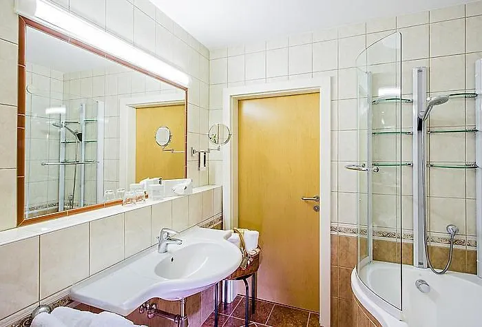 Kohlmais - Direkt An Der Kohlmaisbahn Hotell 4*